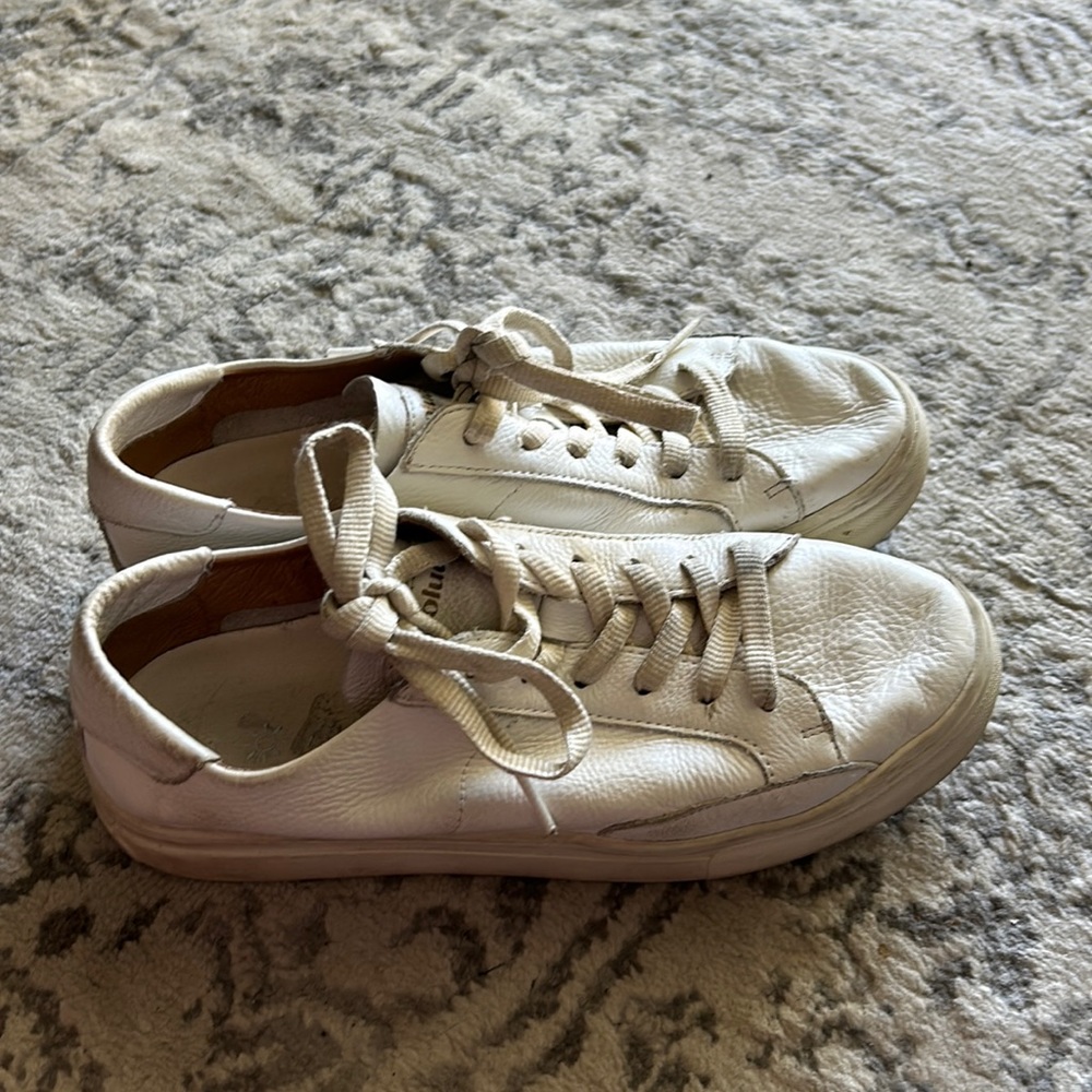 Soludos size 9